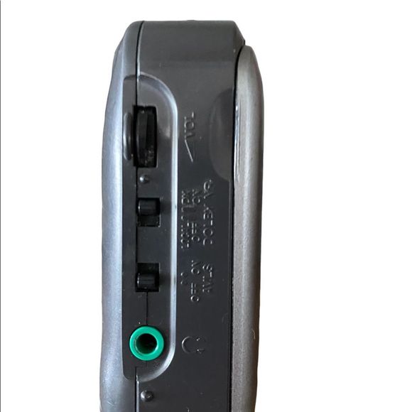 VINTAGE Sony Walkman WM-FX425 FM/AM - Picture 5 of 6